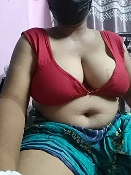 BERRY 00 online show from June 25, 6:13 pm