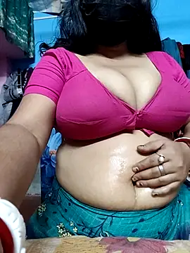 BERRY 00 online show from December 2, 9:44 am