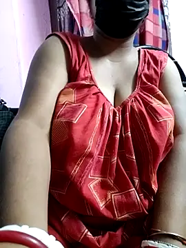 Snapshot of BERRY_00 chatting on May 11, 6:27 pm BERRY 00 online show from May 11, 6:27 pm