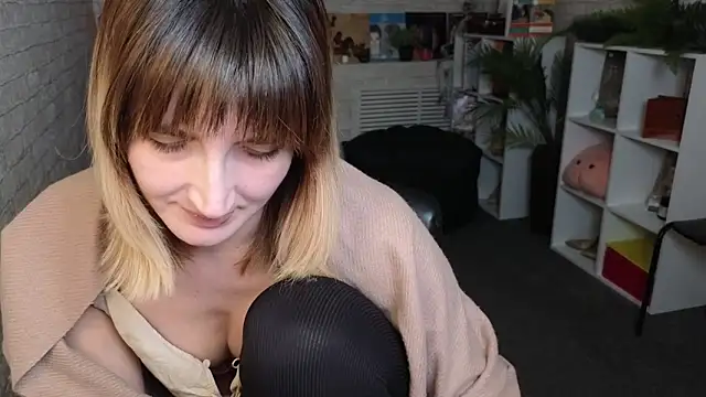 Nika Kitten online show from February 19, 10:01 am