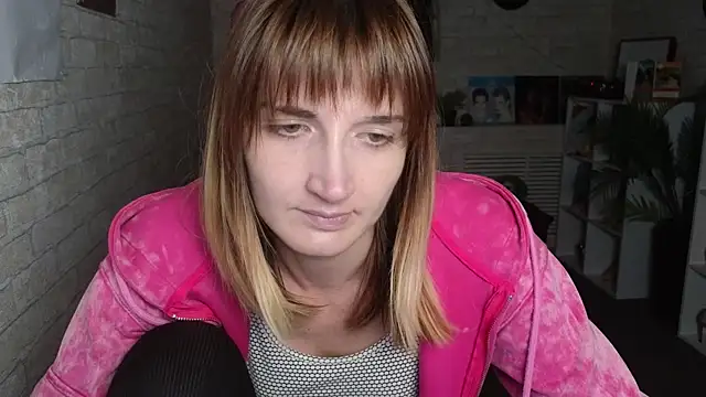 Snapshot of Nika_Kitten chatting on April 27, 10:35 am Nika Kitten online show from April 27, 10:35 am
