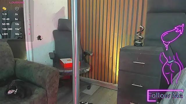 AlliceRosero online show from April 24, 5:42 am