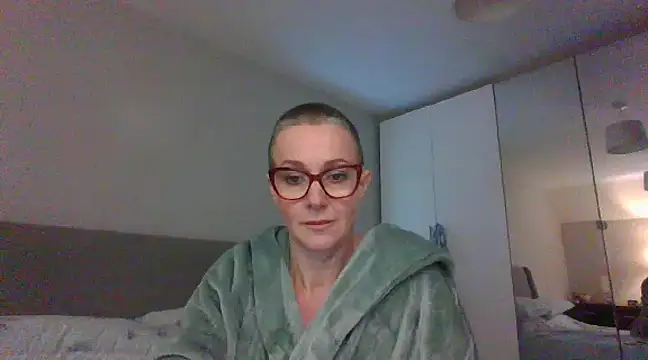 ELEGANT-ARIA36 online show from February 11, 11:53 am