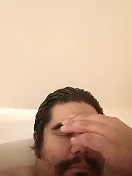 Snapshot of Brickstash chatting on March 11, 2:05 am Brickstash online show from March 11, 2:05 am