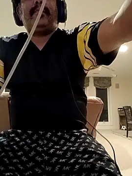 Snapshot of Brickstash chatting on September 18, 5:21 am Brickstash online show from September 18, 5:21 am