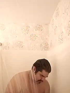 Snapshot of Brickstash chatting on February 4, 11:22 pm Brickstash online show from February 4, 11:22 pm