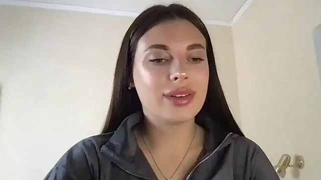 MoonriseGoddess online show from April 26, 9:28 am