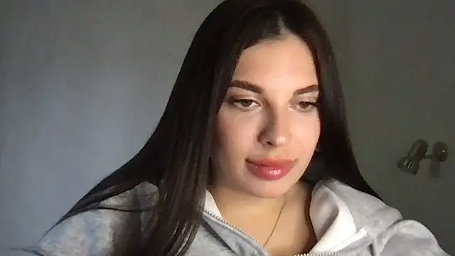 MoonriseGoddess online show from April 23, 3:13 pm