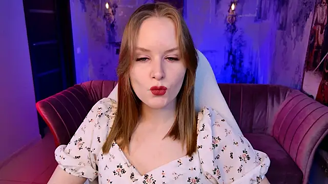 VivienLeeigh online show from May 30, 5:36 am