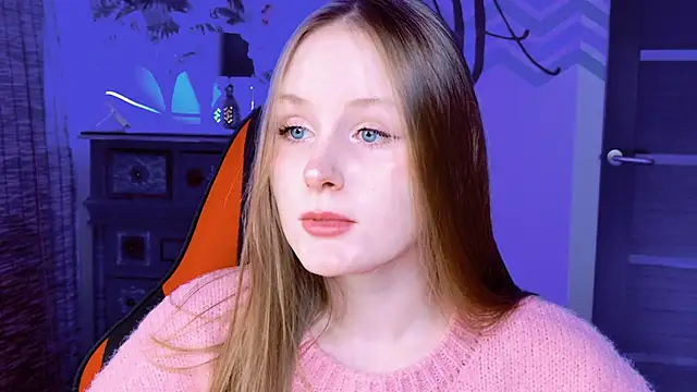 Snapshot of VivienLeeigh chatting on October 6, 1:34 pm VivienLeeigh online show from October 6, 1:34 pm