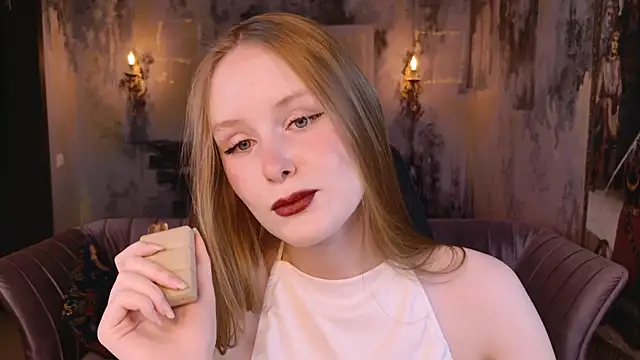 Snapshot of VivienLeeigh chatting on November 21, 1:10 pm VivienLeeigh online show from November 21, 1:10 pm