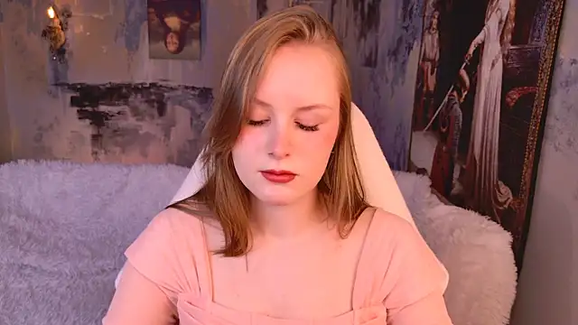 VivienLeeigh online show from March 3, 5:36 am