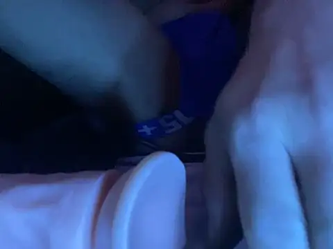 TaiwanSlutBitch online show from December 2, 1:42 am