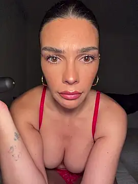 Snapshot of krissiswrld- chatting on February 13, 7:14 pm krissiswrld- online show from February 13, 7:14 pm