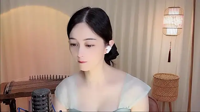 Snapshot of Tian-xin-999 chatting on June 20, 4:34 pm Tian-xin-999 online show from June 20, 4:34 pm