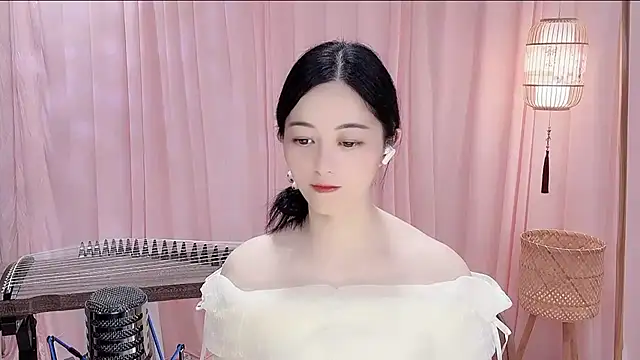 Tian-xin-999 online show from May 13, 4:14 pm