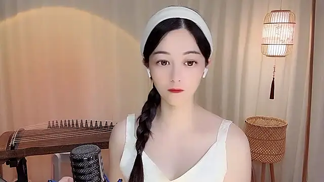 Snapshot of Tian-xin-999 chatting on June 24, 4:27 pm Tian-xin-999 online show from June 24, 4:27 pm