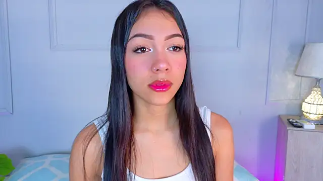 Snapshot of MiaOconner chatting on September 24, 8:37 pm MiaOconner online show from September 24, 8:37 pm