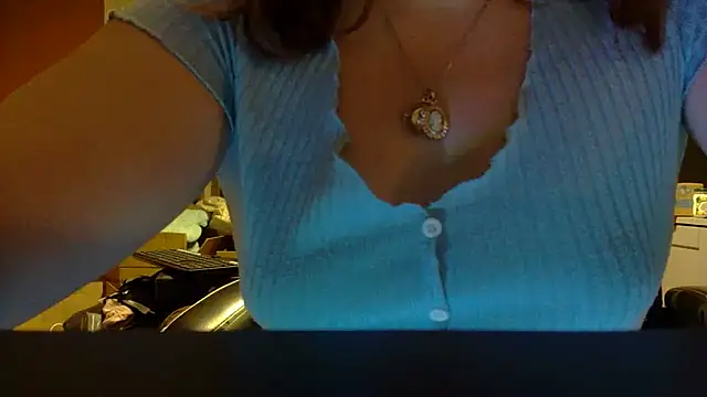 Snapshot of Psychosweety chatting on September 19, 8:24 pm Psychosweety online show from September 19, 8:24 pm