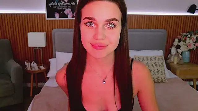 RihannaRose online show from October 8, 5:13 pm