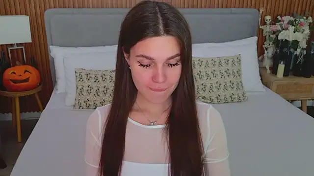 RihannaRose online show from October 27, 5:14 pm