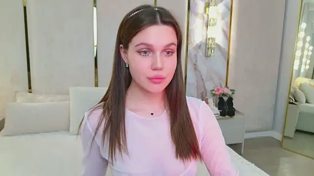 RihannaRose online show from April 15, 7:58 pm