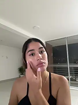 Snapshot of AriaMontgomery chatting on February 26, 12:41 am AriaMontgomery online show from February 26, 12:41 am