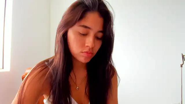 Snapshot of AriaMontgomery chatting on July 4, 7:51 pm AriaMontgomery online show from July 4, 7:51 pm
