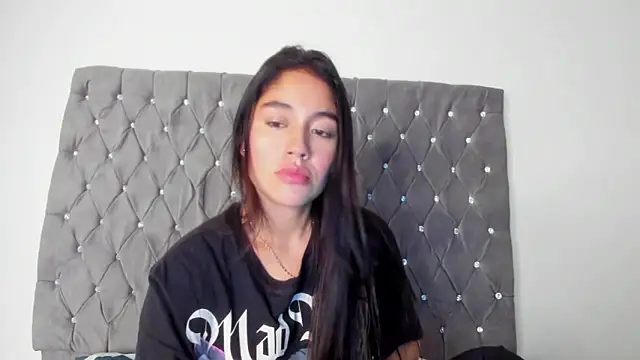 AriaMontgomery online show from November 14, 4:49 am