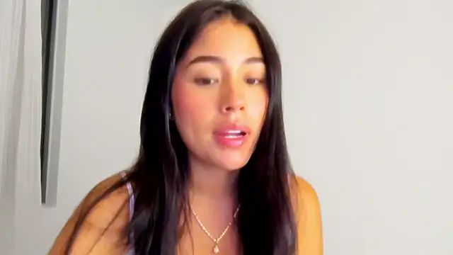 Snapshot of AriaMontgomery chatting on June 21, 2:39 am AriaMontgomery online show from June 21, 2:39 am