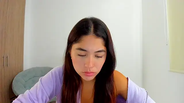 Snapshot of AriaMontgomery chatting on March 5, 3:07 pm AriaMontgomery online show from March 5, 3:07 pm