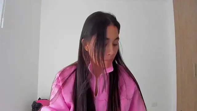 AriaMontgomery online show from December 3, 8:47 am