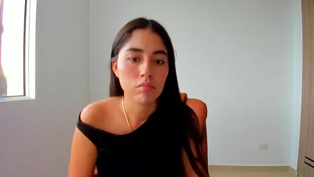 Snapshot of AriaMontgomery chatting on June 2, 9:59 pm AriaMontgomery online show from June 2, 9:59 pm