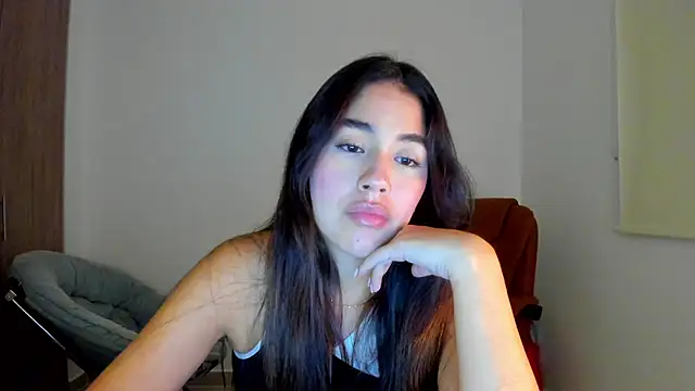 Snapshot of AriaMontgomery chatting on March 6, 6:08 am AriaMontgomery online show from March 6, 6:08 am