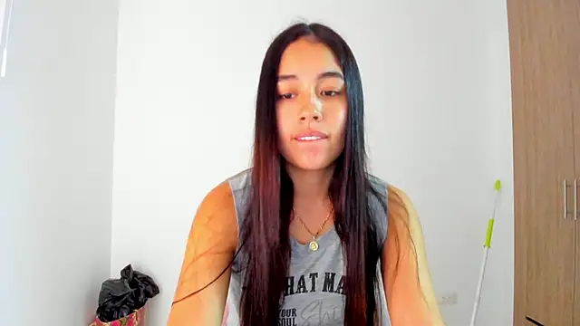 AriaMontgomery online show from January 7, 11:43 pm