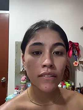 Snapshot of AriaMontgomery chatting on March 2, 9:41 pm AriaMontgomery online show from March 2, 9:41 pm