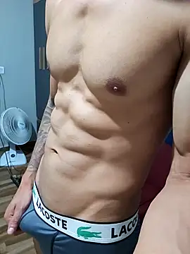 Snapshot of __Vlad__ chatting on January 13, 12:19 am Vlad online show from January 13, 12:19 am
