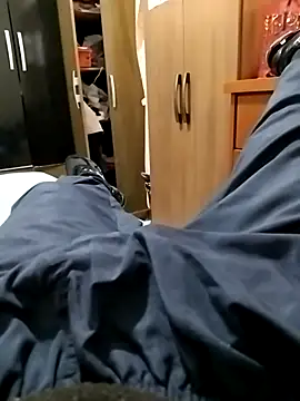 Ggjvdfhvde online show from November 18, 11:24 am