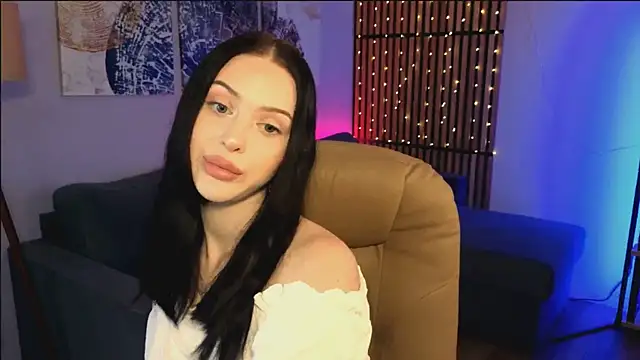 Snapshot of StellaryShy chatting on December 9, 2:06 pm StellaryShy online show from December 9, 2:06 pm