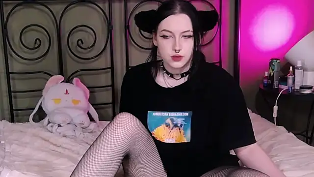 BlackyTea online show from October 6, 7:47 pm