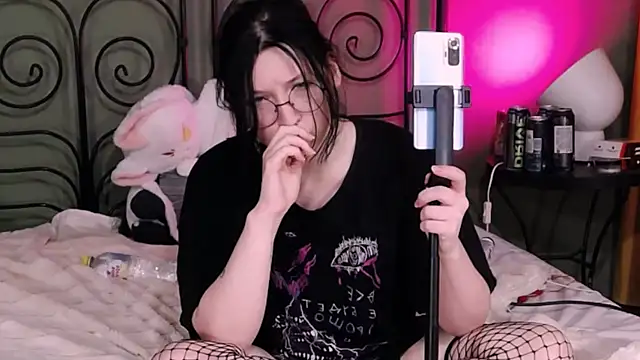 BlackyTea online show from March 12, 4:19 am
