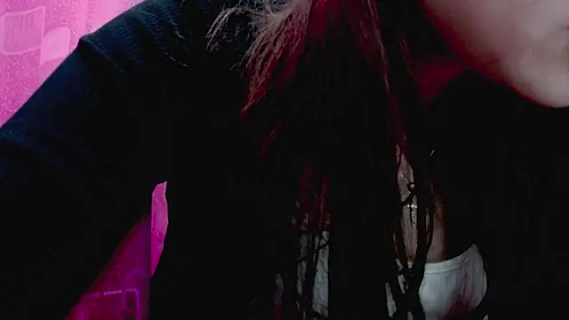 holy juli online show from February 22, 11:39 pm