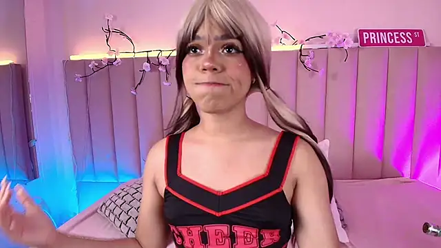 KellyOlsenbe online show from October 27, 8:43 pm