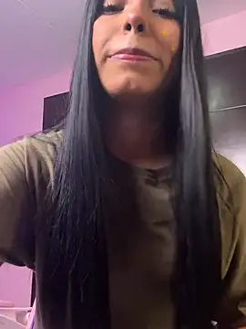 KellyOlsenbe online show from March 3, 8:11 pm