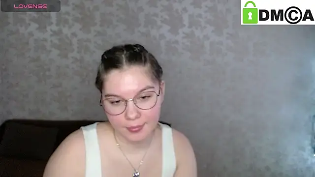 Snapshot of holy_michela chatting on January 7, 9:40 am holy michela online show from January 7, 9:40 am