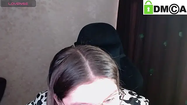 Snapshot of holy_michela chatting on September 20, 5:01 am holy michela online show from September 20, 5:01 am