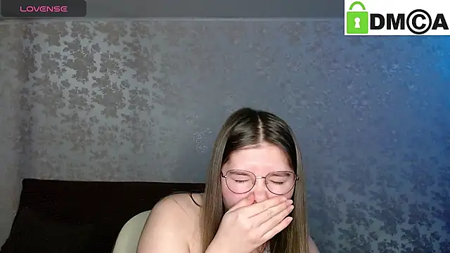 Snapshot of holy_michela chatting on January 24, 9:47 pm holy michela online show from January 24, 9:47 pm