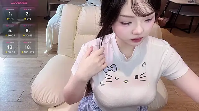 Snapshot of Mimi_Dairy_ chatting on September 20, 11:43 pm Mimi Dairy online show from September 20, 11:43 pm