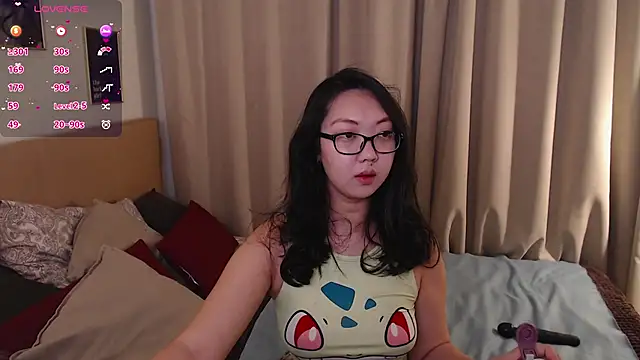 Snapshot of Marine_Vact chatting on November 26, 2:06 pm Marine Vact online show from November 26, 2:06 pm