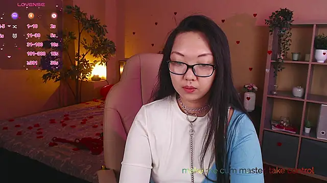 Snapshot of Marine_Vact chatting on February 12, 5:26 pm Marine Vact online show from February 12, 5:26 pm